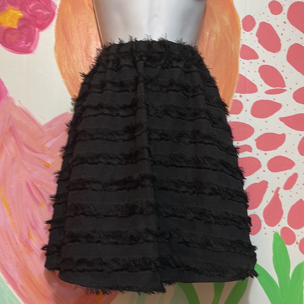 Black 8-fringe H&M elastic skirt with pockets